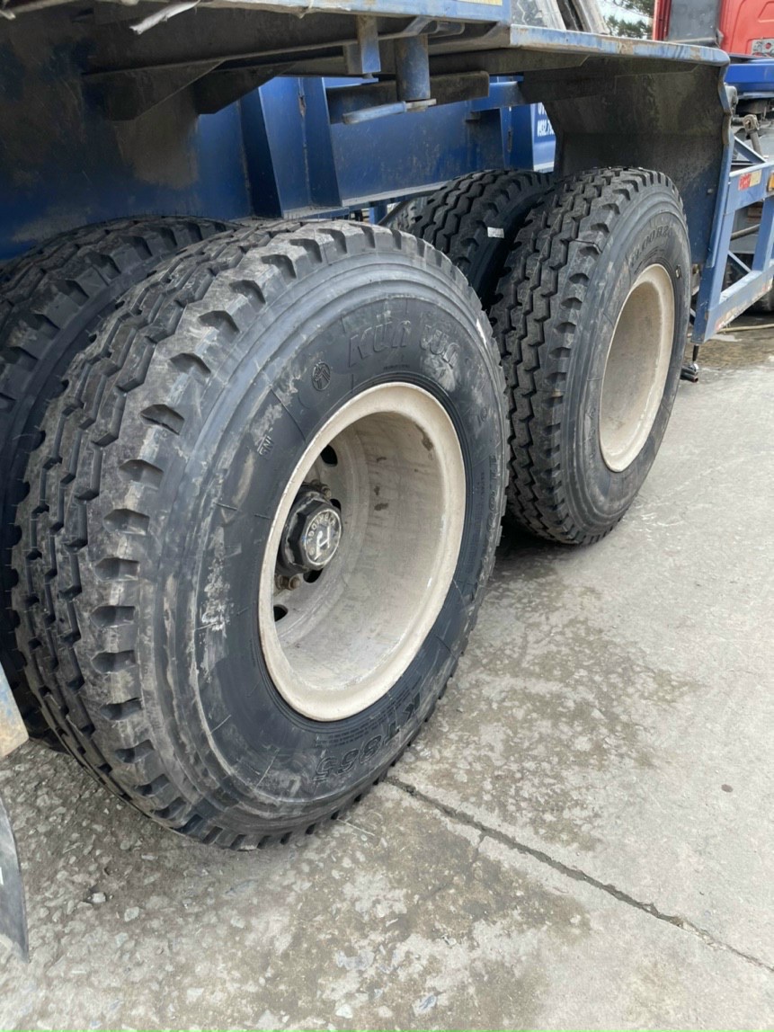 CÁCH PHÒNG TRÁNH NỔ LỐP XE GIỮA ĐƯỜNG LÀ GÌ?